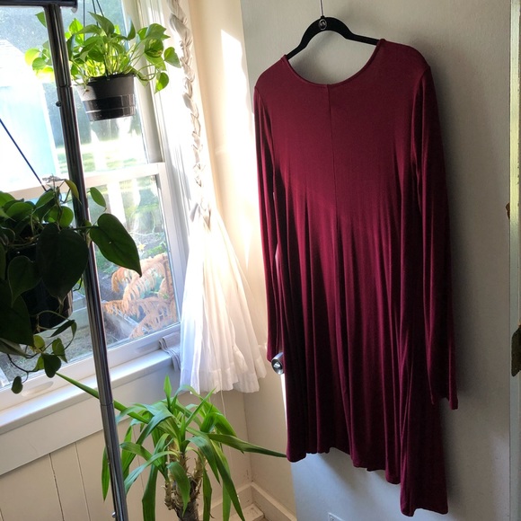 burgundy long sleeve tshirt dress - Picture 3 of 3